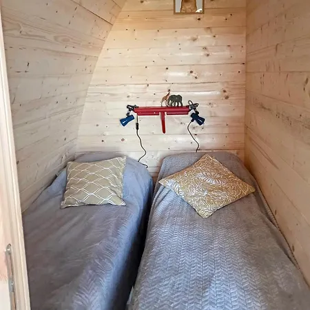 Safaripod Les Pourettes Hotel Feusines Exterior photo
